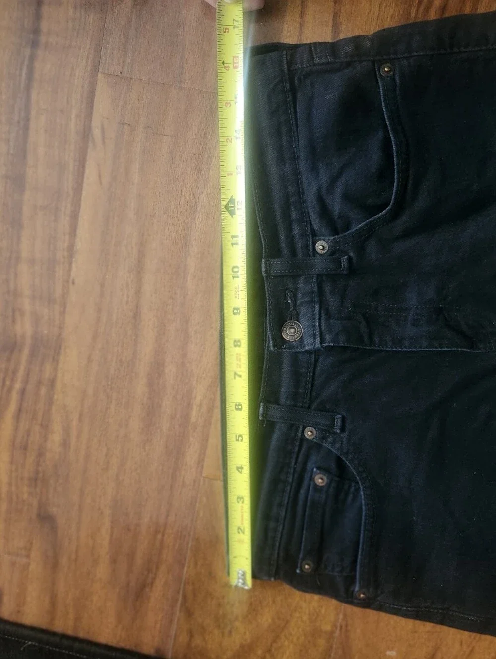 Mens black Levi Jeans Regular Size 31 X 32